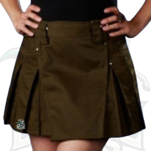 Scottish Women’s Utility Kilt – Traditional Style with Modern Functionality
