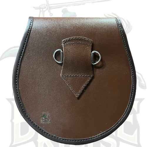 Men’s Scottish Stag Head Kilt Brown Leather Sporran with Chain by BattleOfKilts