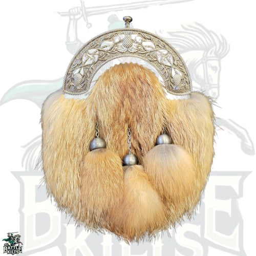 Dress Sporran – Antique Thistle with Red Fox Fur by BattleOfKilts
